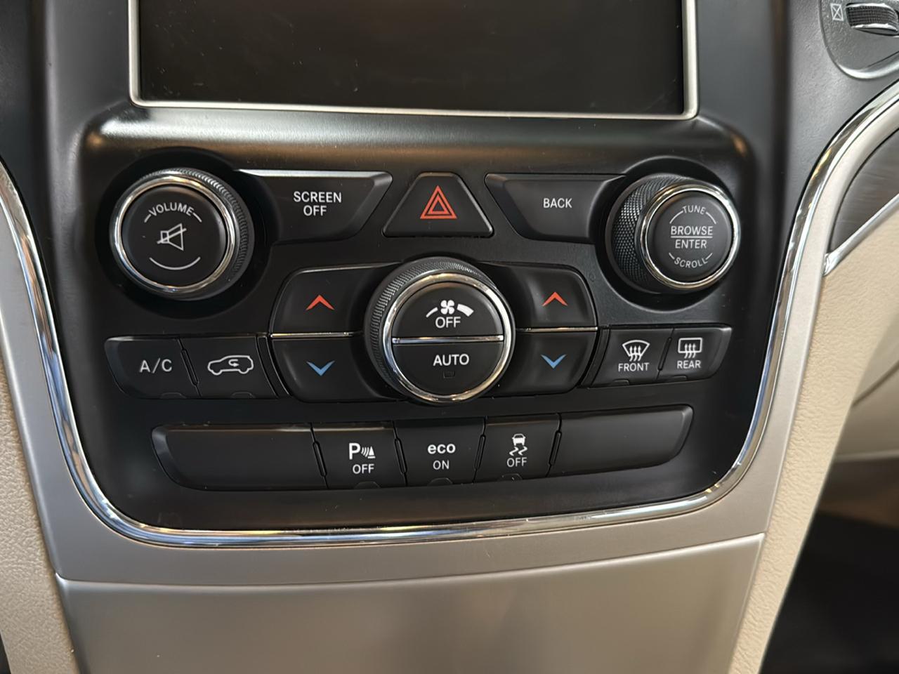 Jeep Grand Cherokee Overland 4WD 2015