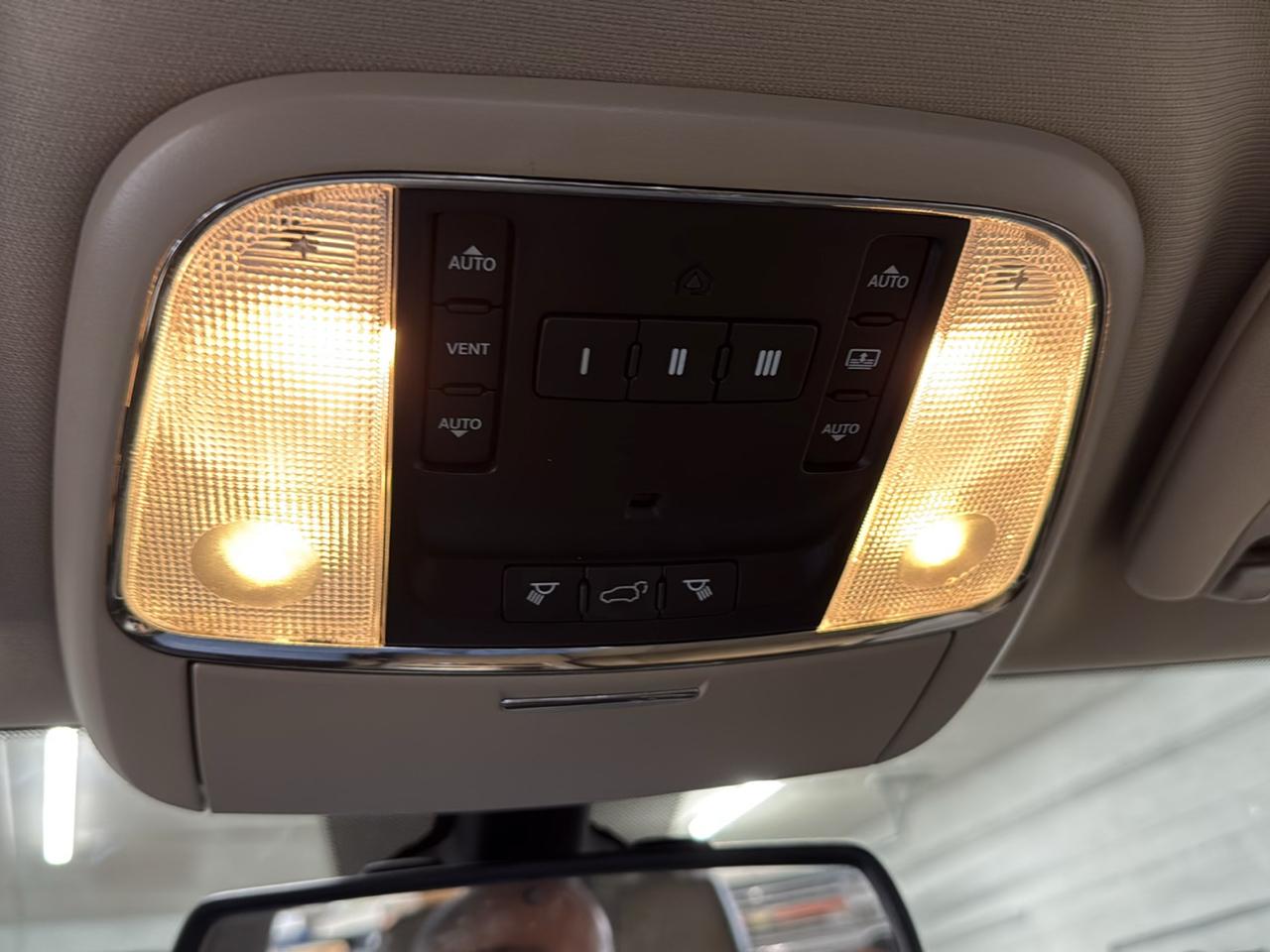 Jeep Grand Cherokee Overland 4WD 2015