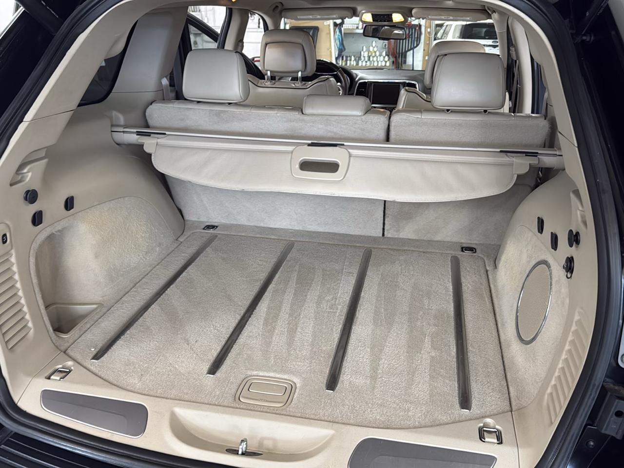 Jeep Grand Cherokee Overland 4WD 2015