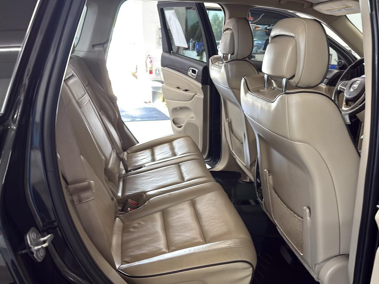 Jeep Grand Cherokee Overland 4WD 2015