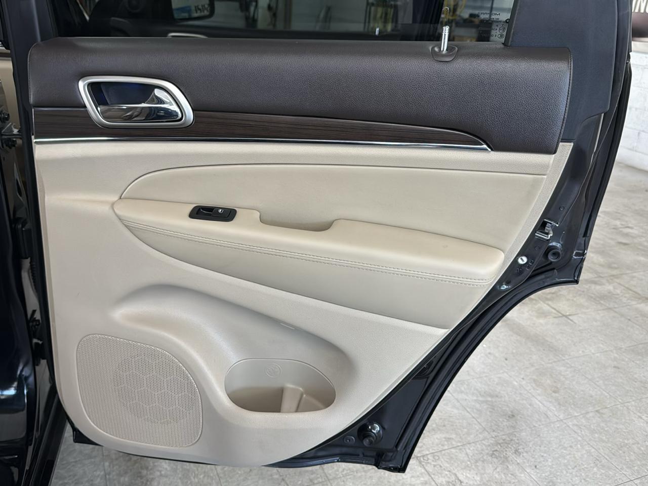 Jeep Grand Cherokee Overland 4WD 2015