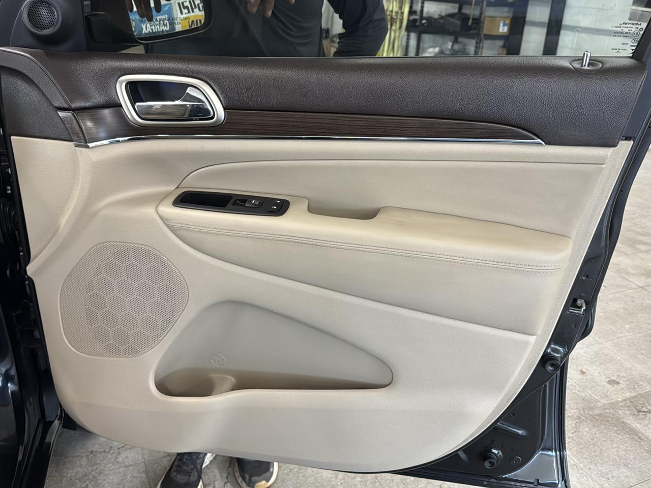 Jeep Grand Cherokee Overland 4WD 2015