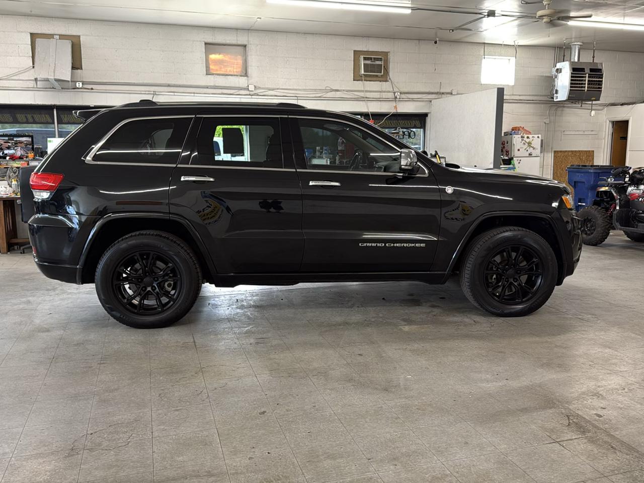 Jeep Grand Cherokee Overland 4WD 2015