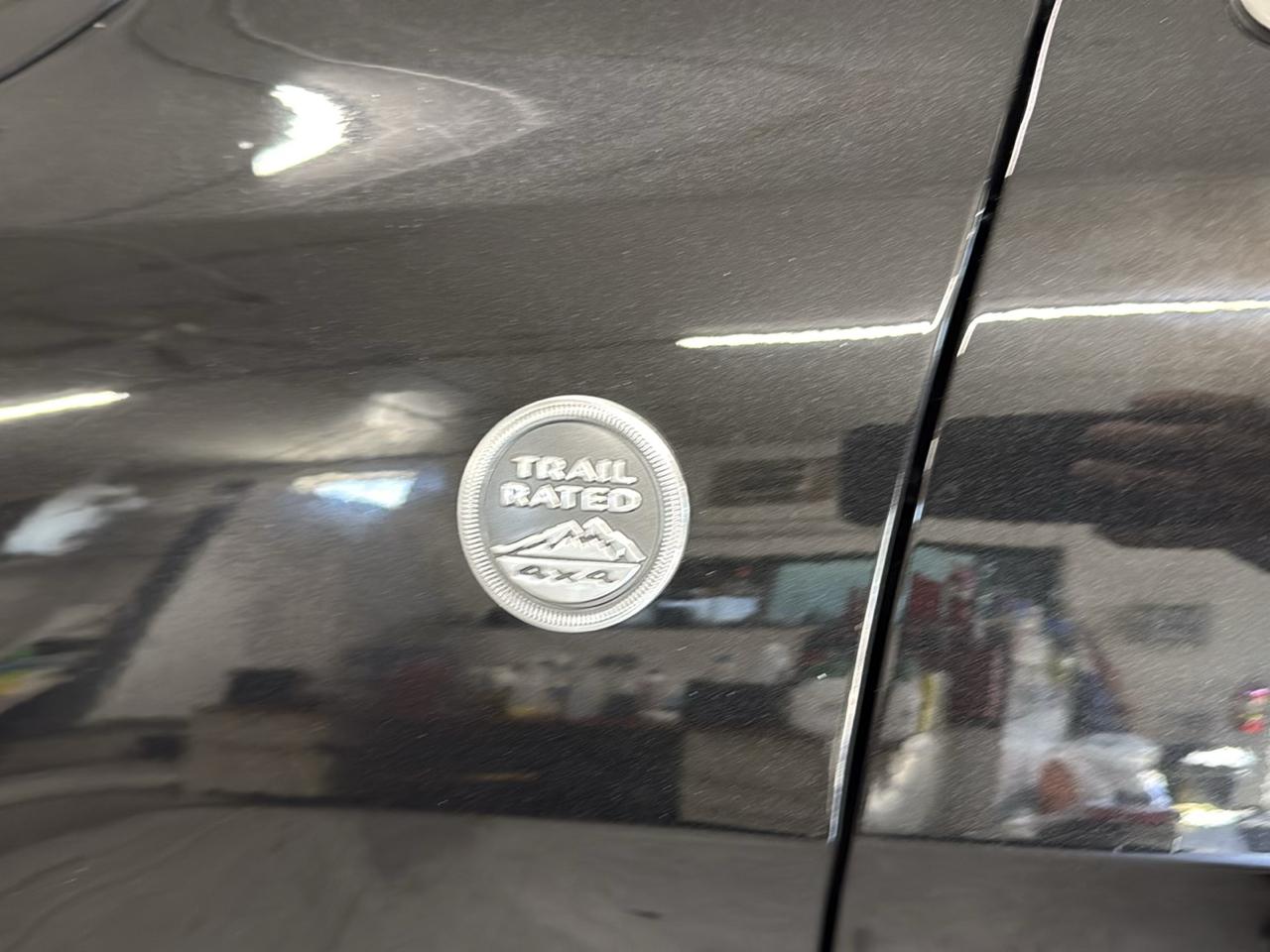 Jeep Grand Cherokee Overland 4WD 2015