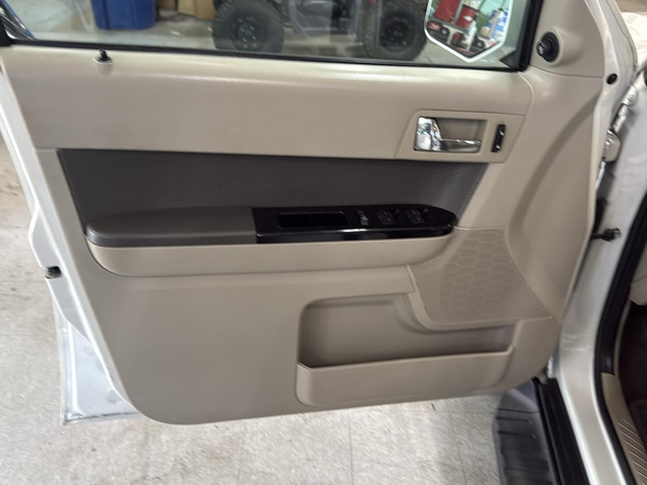 Ford Escape Hybrid Limited 4WD 2011