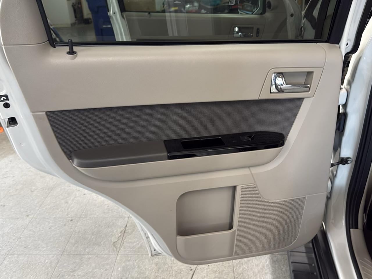 Ford Escape Hybrid Limited 4WD 2011
