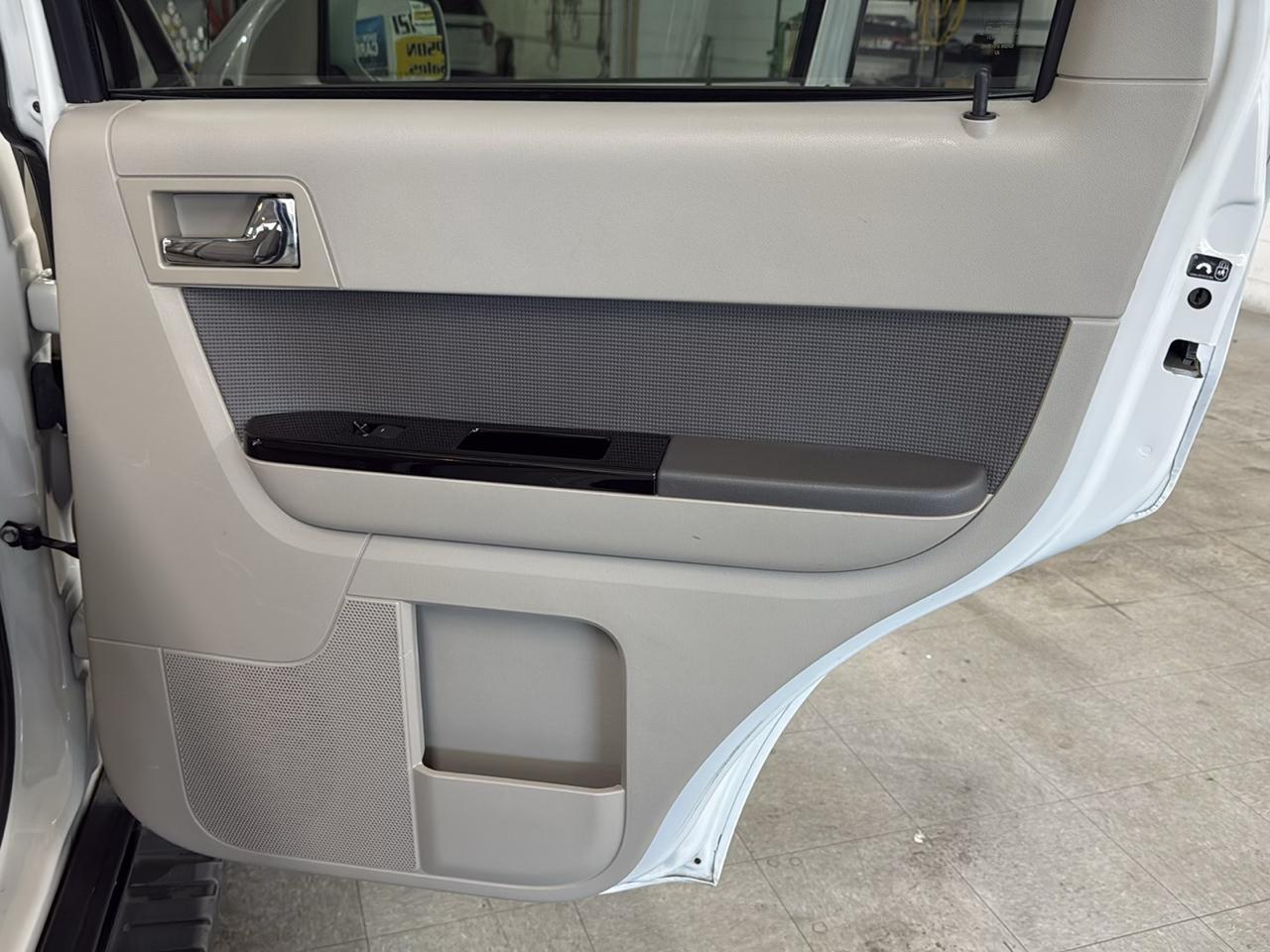 Ford Escape Hybrid Limited 4WD 2011