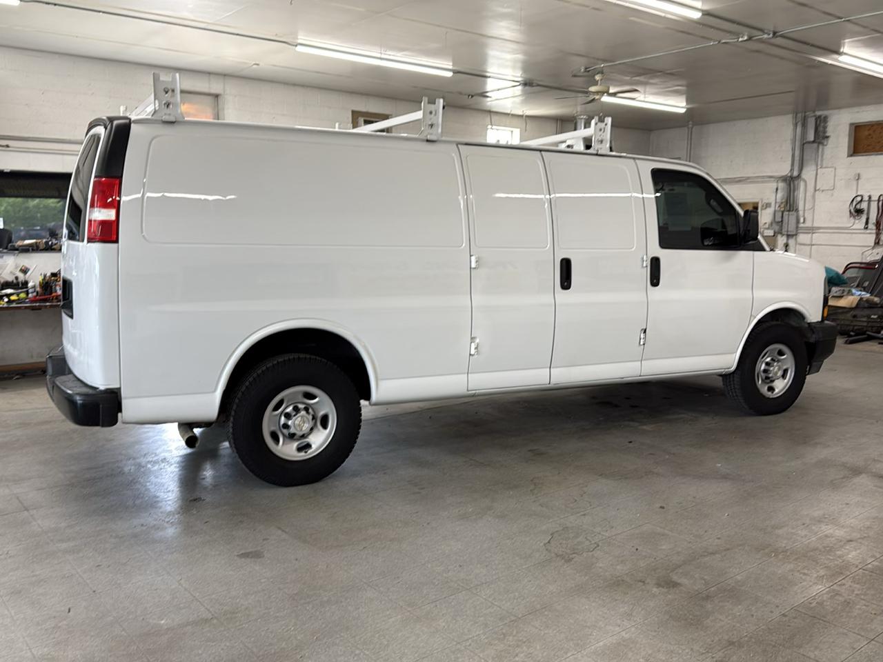 Chevrolet Express 2500 Cargo Extended 2021