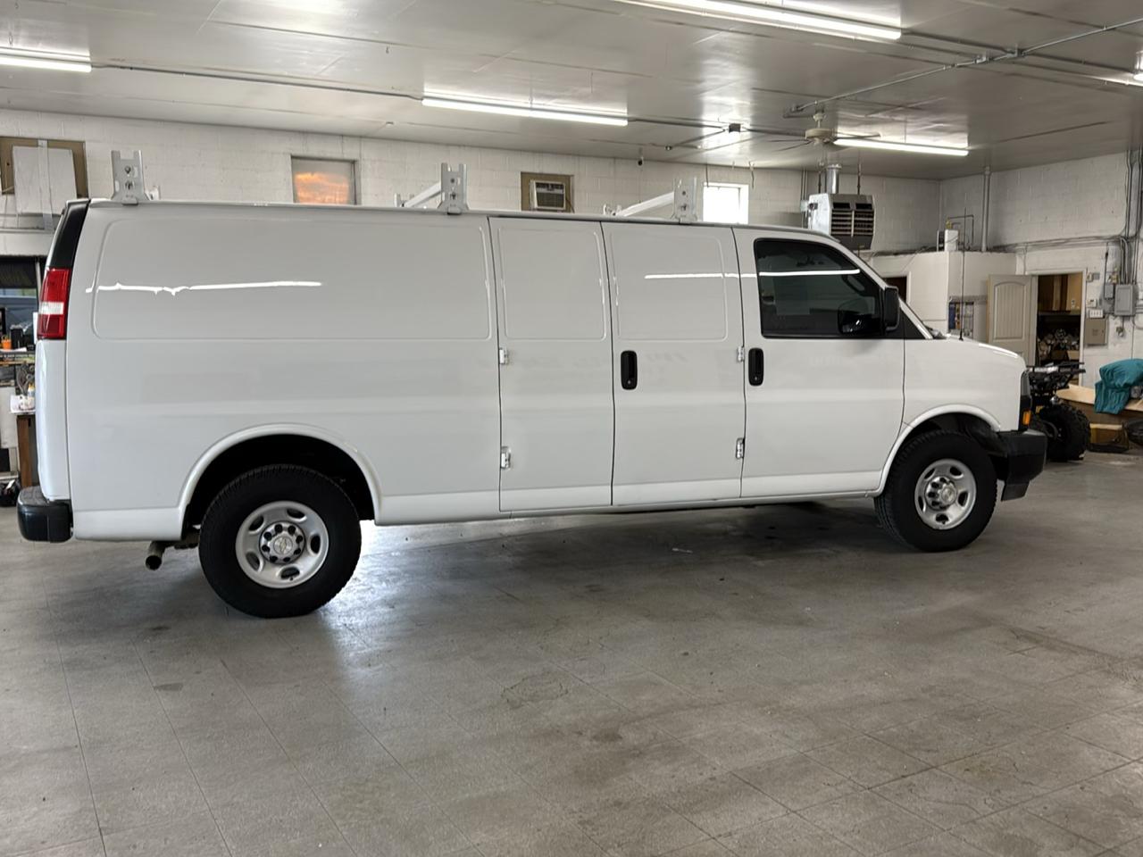 Chevrolet Express 2500 Cargo Extended 2021