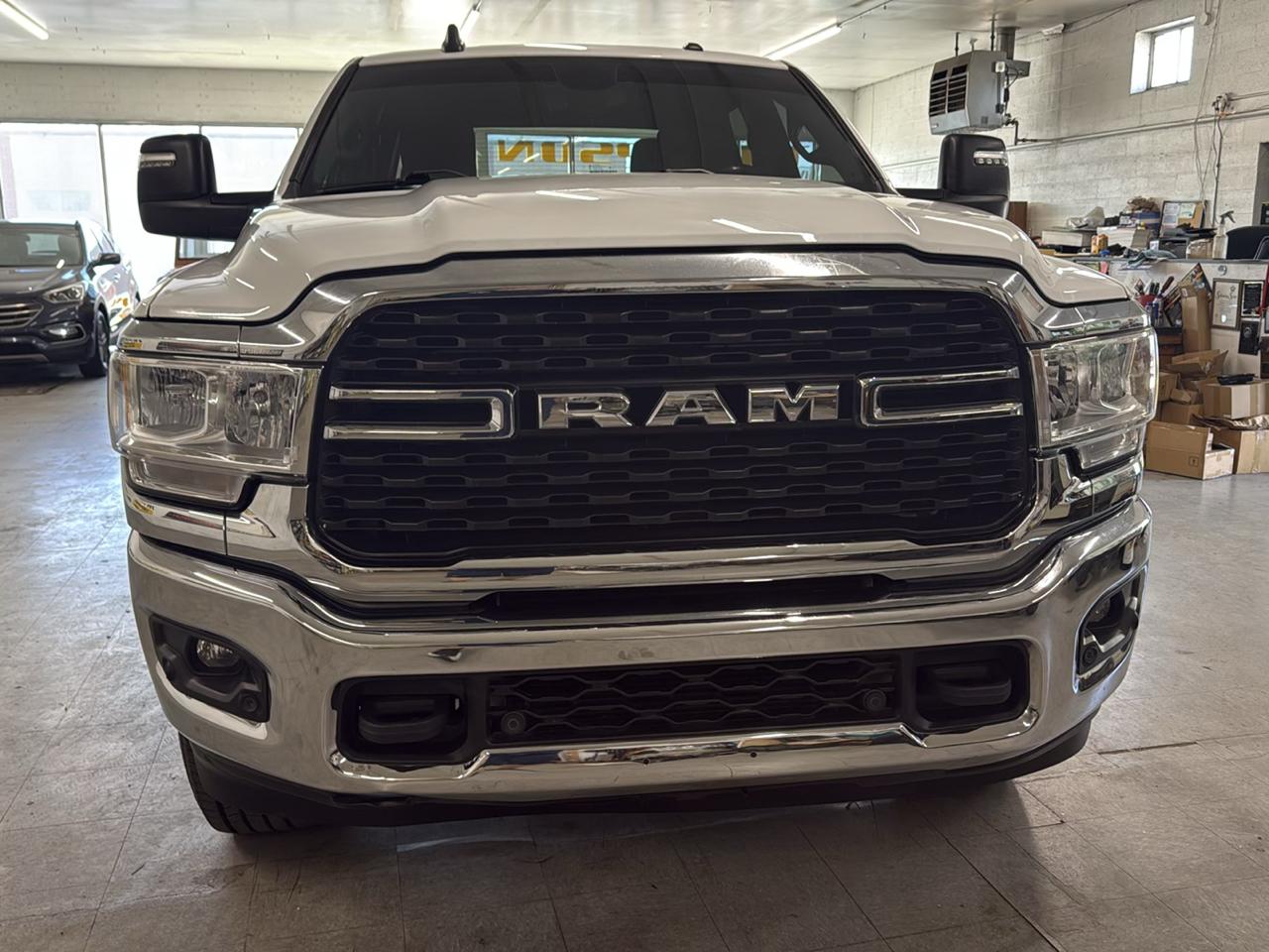 RAM 2500 Big Horn Crew Cab 4WD 2024