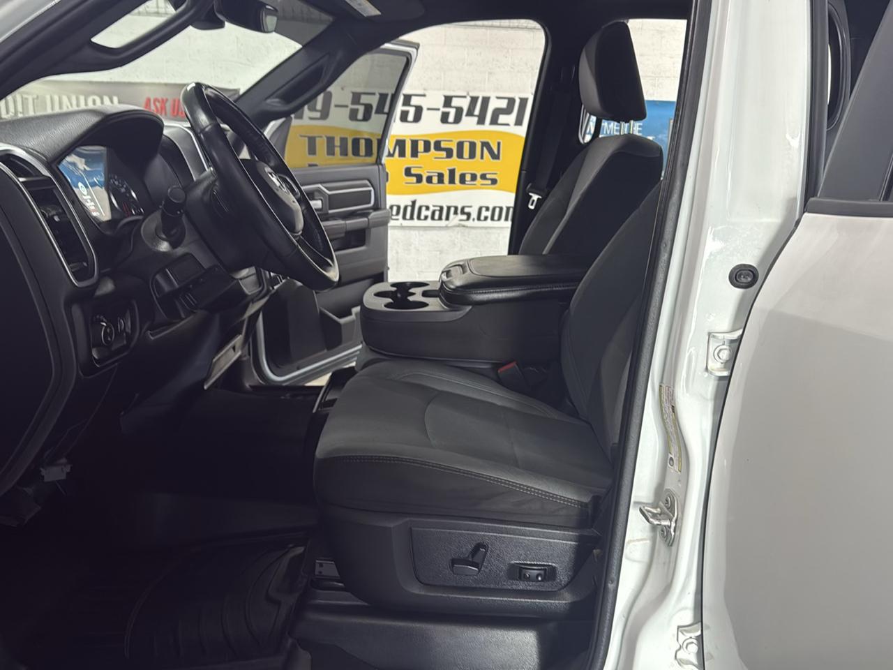 RAM 2500 Big Horn Crew Cab 4WD 2024