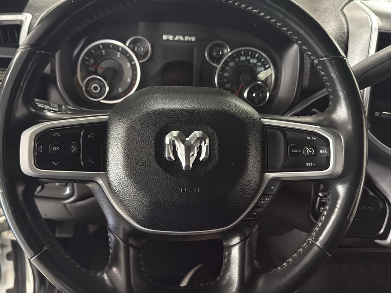 RAM 2500 Big Horn Crew Cab 4WD 2024