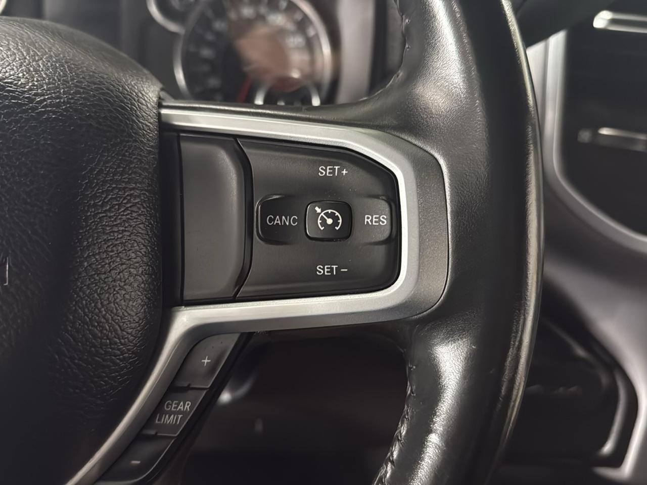 RAM 2500 Big Horn Crew Cab 4WD 2024