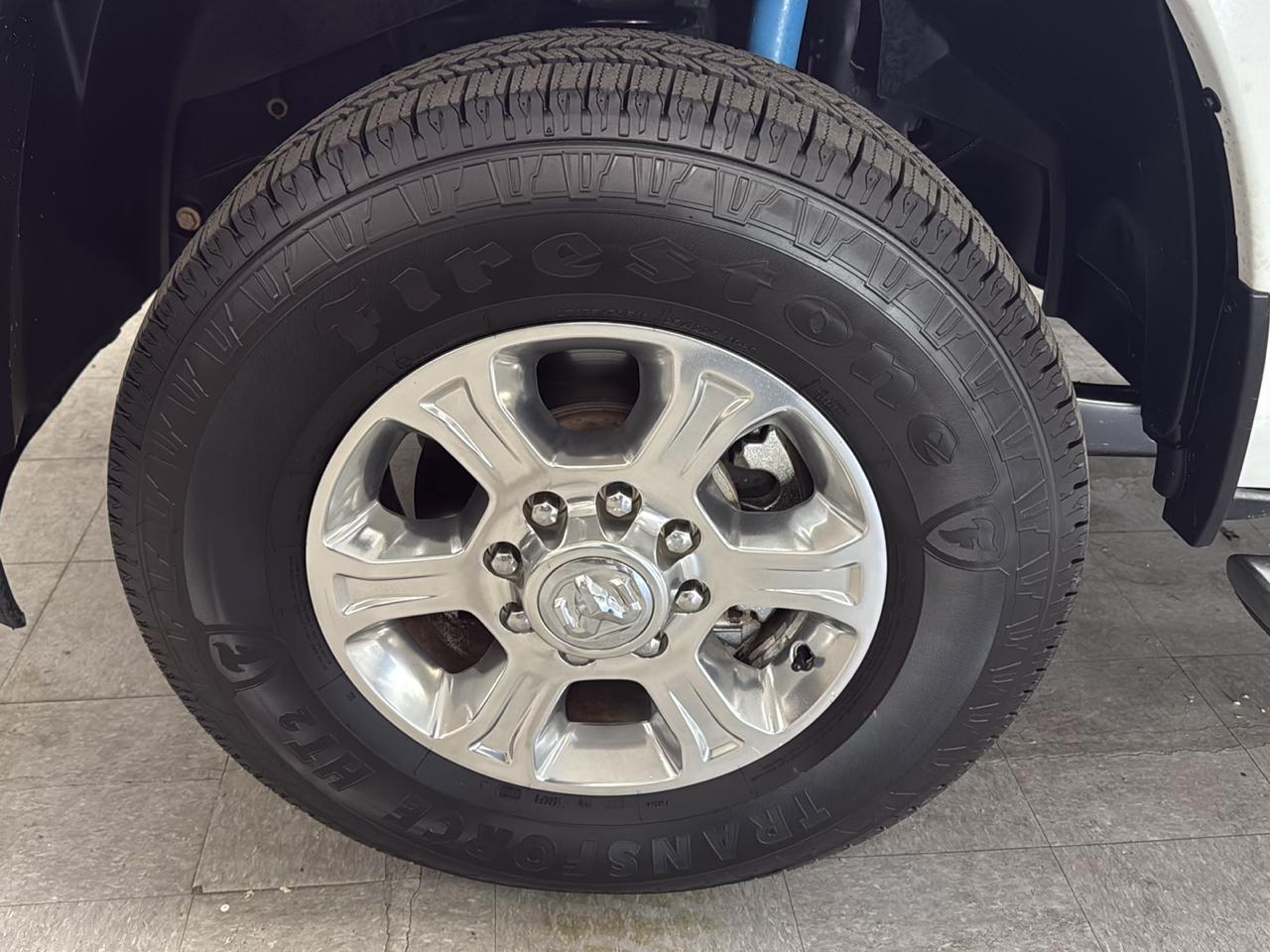 RAM 2500 Big Horn Crew Cab 4WD 2024