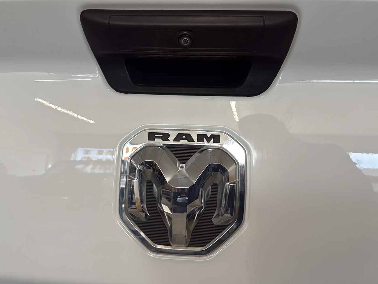 RAM 2500 Big Horn Crew Cab 4WD 2024