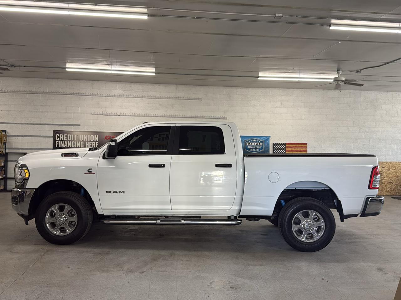 RAM 2500 Big Horn Crew Cab 4WD 2024