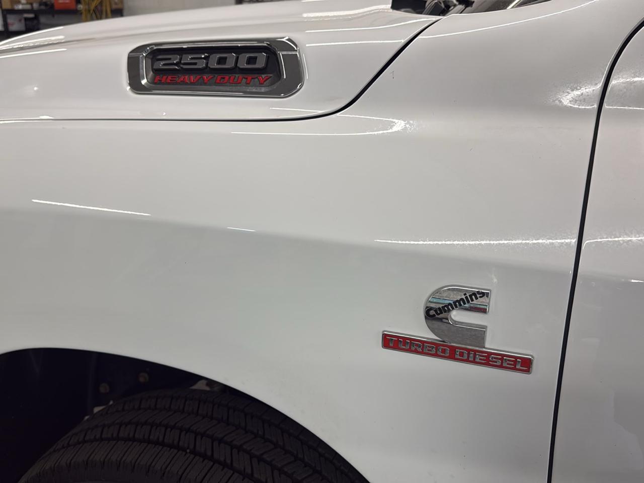 RAM 2500 Big Horn Crew Cab 4WD 2024