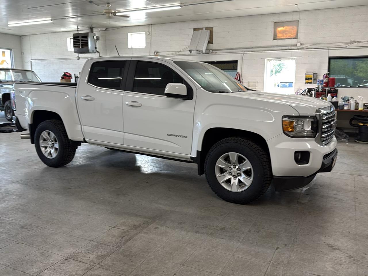 GMC Canyon SLE Crew Cab 4WD 2018