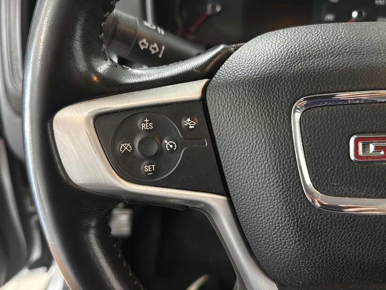 GMC Canyon SLE Crew Cab 4WD 2018