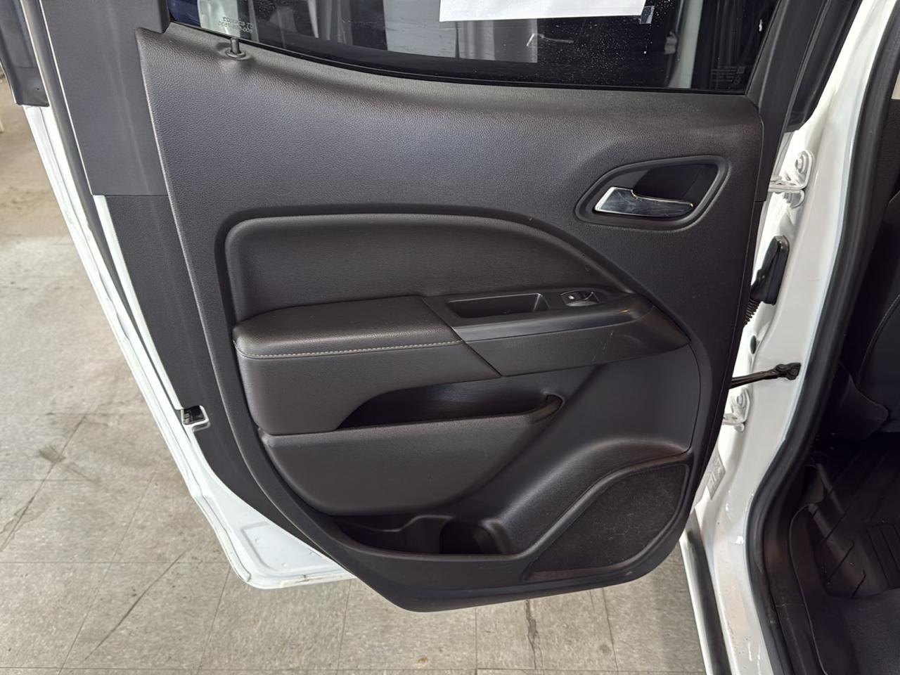 GMC Canyon SLE Crew Cab 4WD 2018