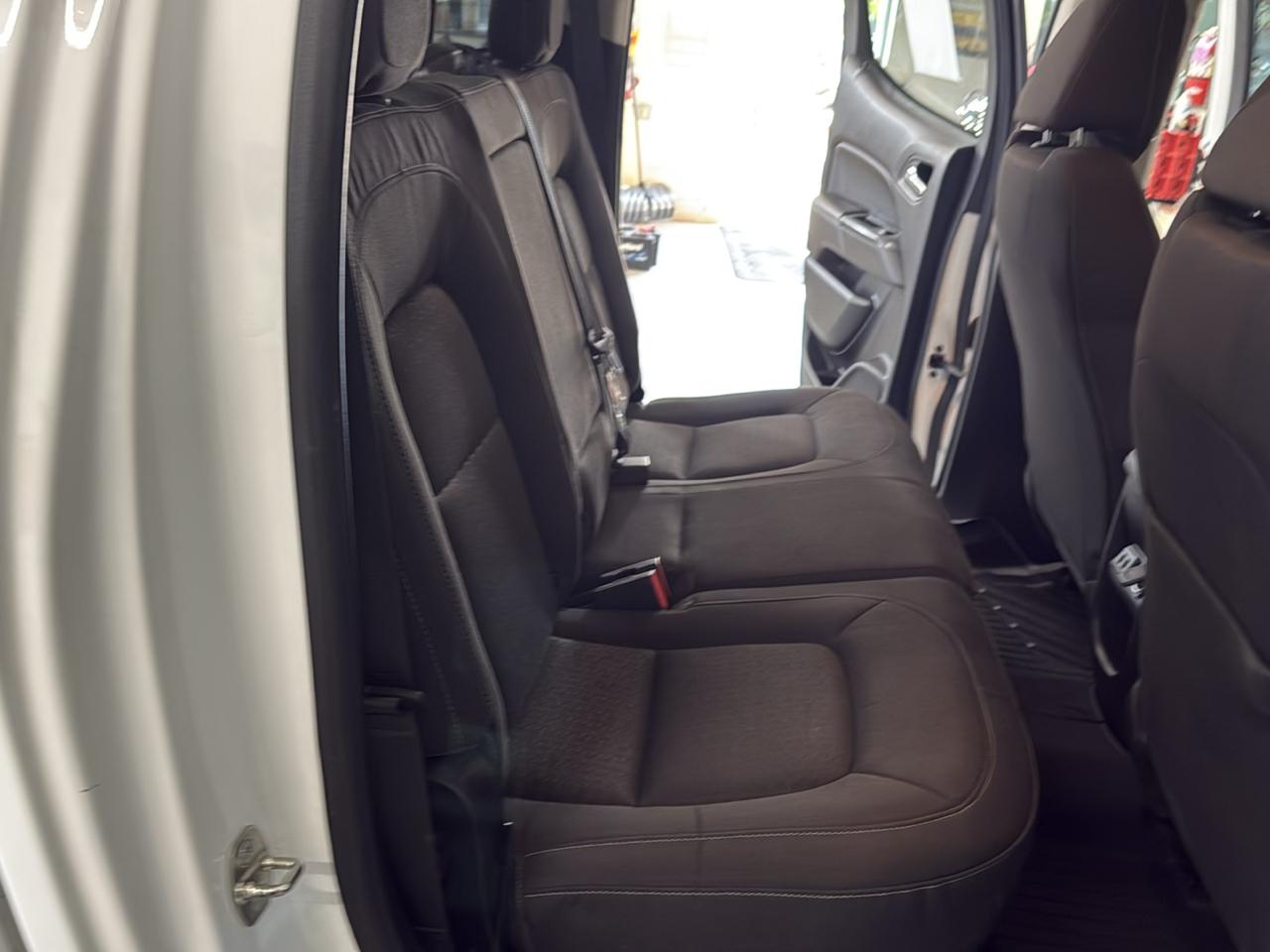 GMC Canyon SLE Crew Cab 4WD 2018