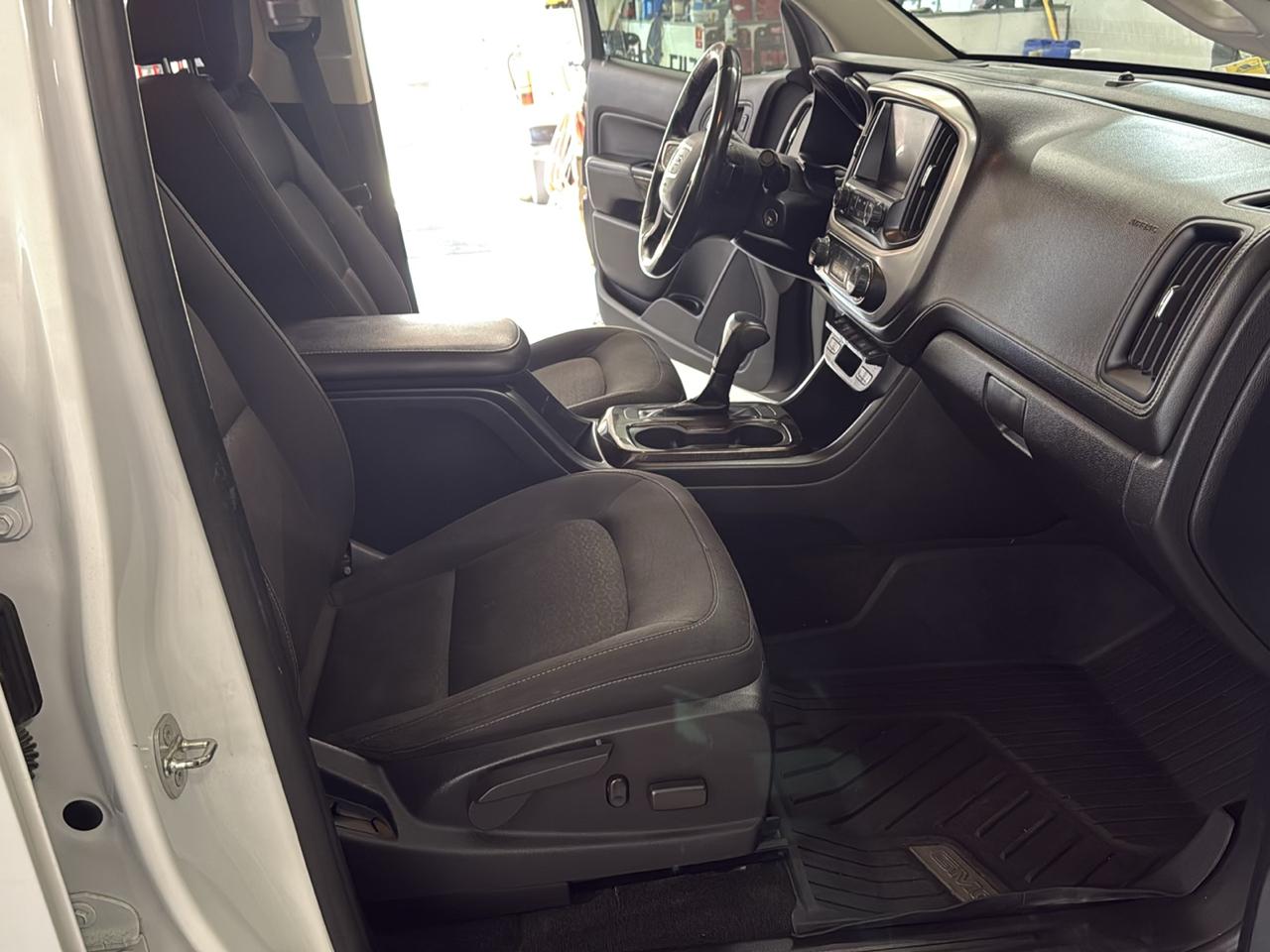 GMC Canyon SLE Crew Cab 4WD 2018