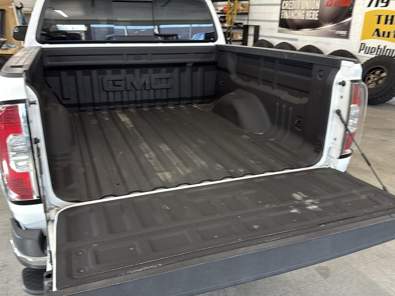 GMC Canyon SLE Crew Cab 4WD 2018