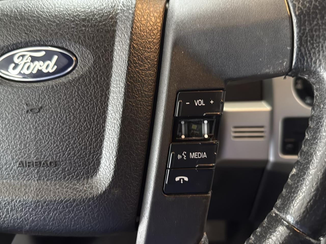 Ford F-150 FX4 SuperCrew 4WD 2013