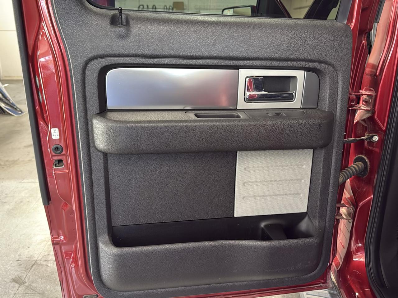 Ford F-150 FX4 SuperCrew 4WD 2013