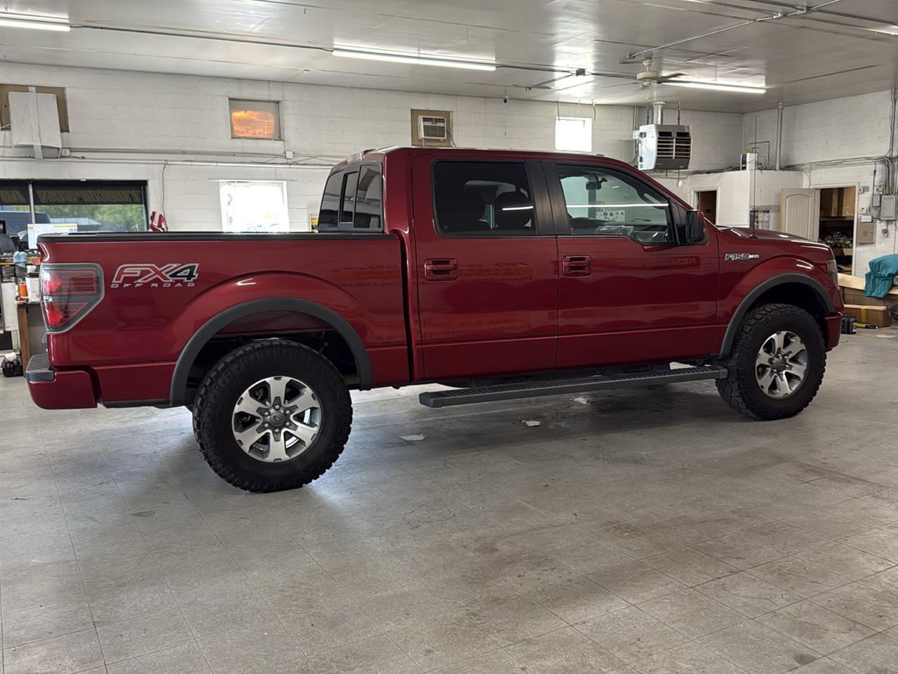 Ford F-150 FX4 SuperCrew 4WD 2013