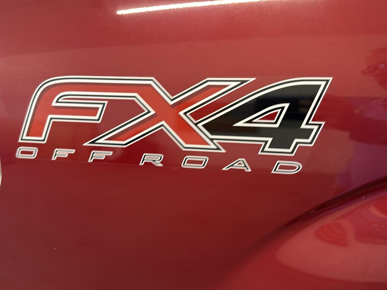 Ford F-150 FX4 SuperCrew 4WD 2013