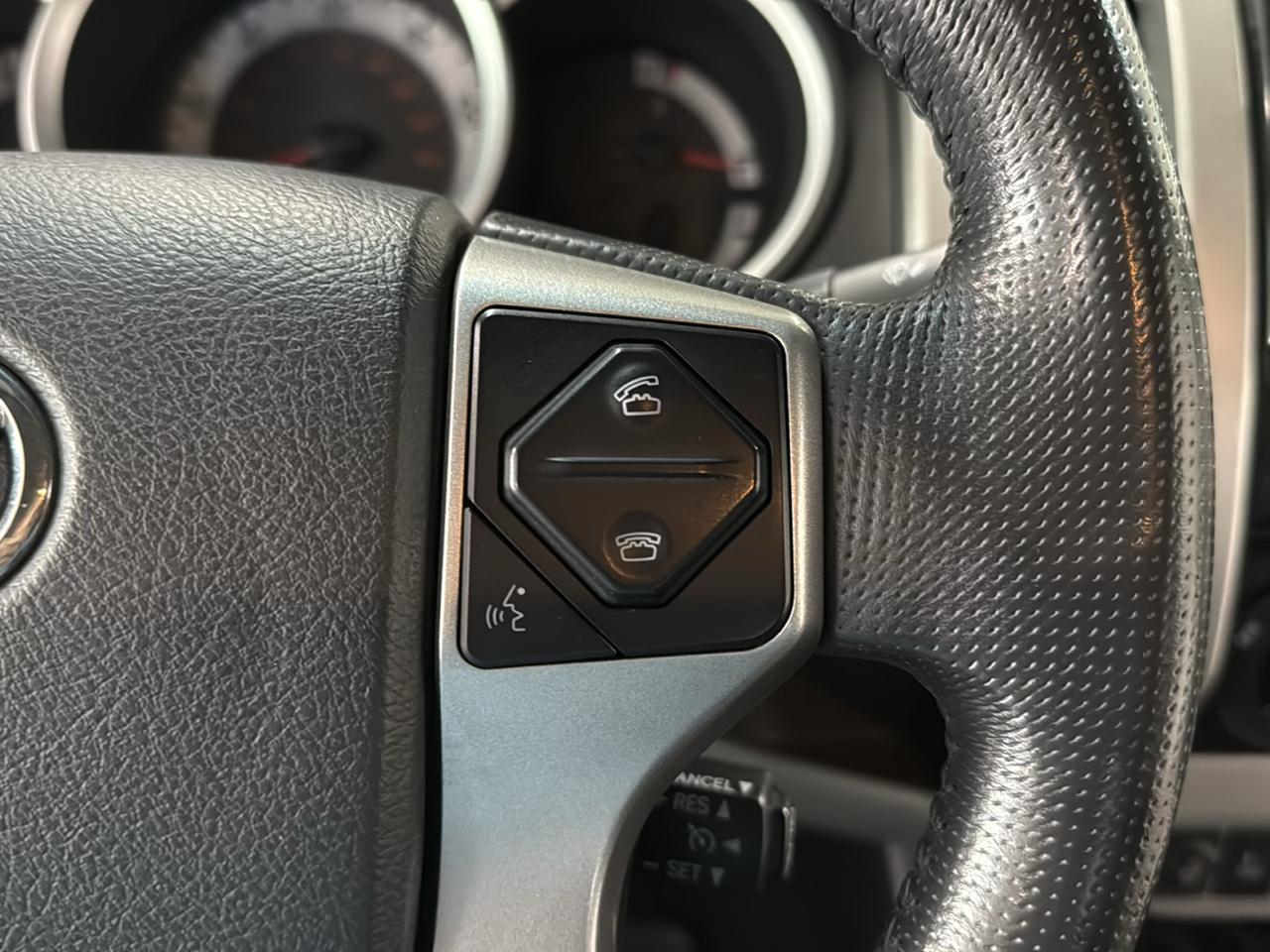 Toyota Tacoma Double Cab 4WD 2014