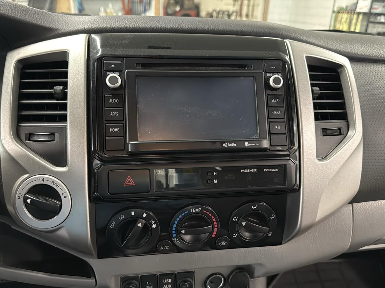 Toyota Tacoma Double Cab 4WD 2014