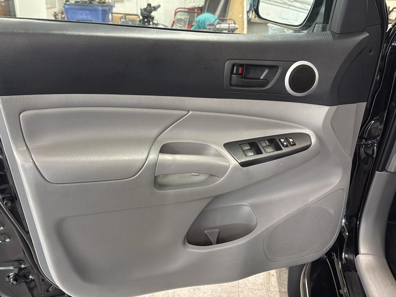 Toyota Tacoma Double Cab 4WD 2014
