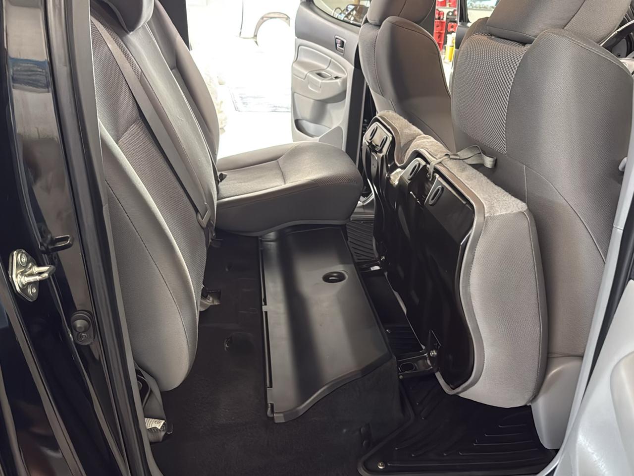 Toyota Tacoma Double Cab 4WD 2014