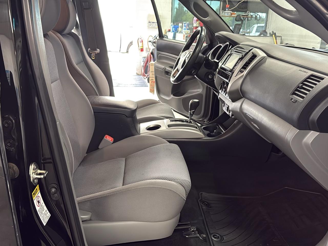 Toyota Tacoma Double Cab 4WD 2014
