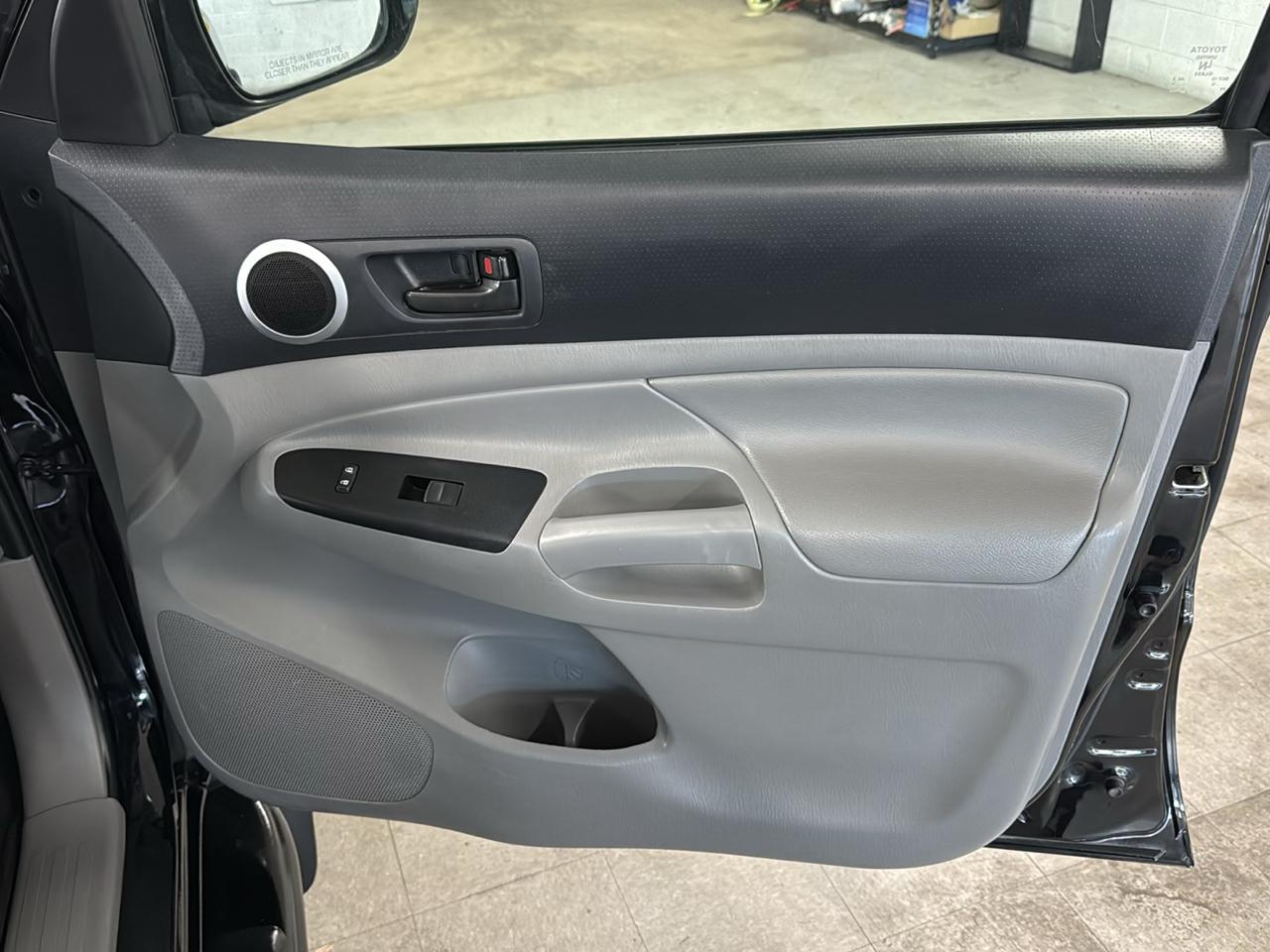 Toyota Tacoma Double Cab 4WD 2014