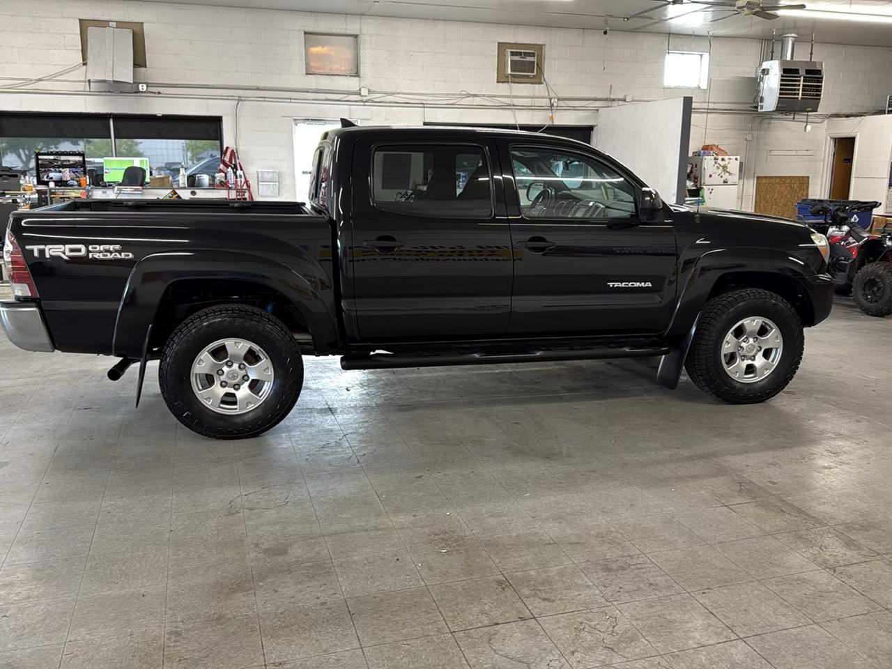 Toyota Tacoma Double Cab 4WD 2014