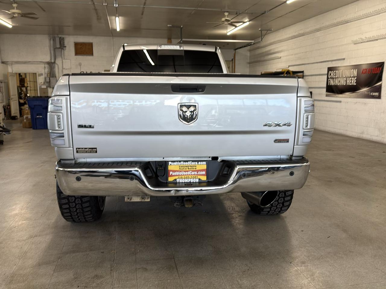 RAM 2500 SLT Crew Cab 4WD 2012