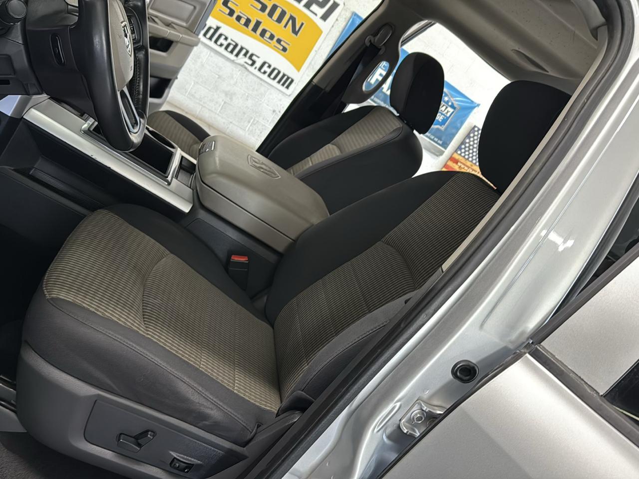 RAM 2500 SLT Crew Cab 4WD 2012