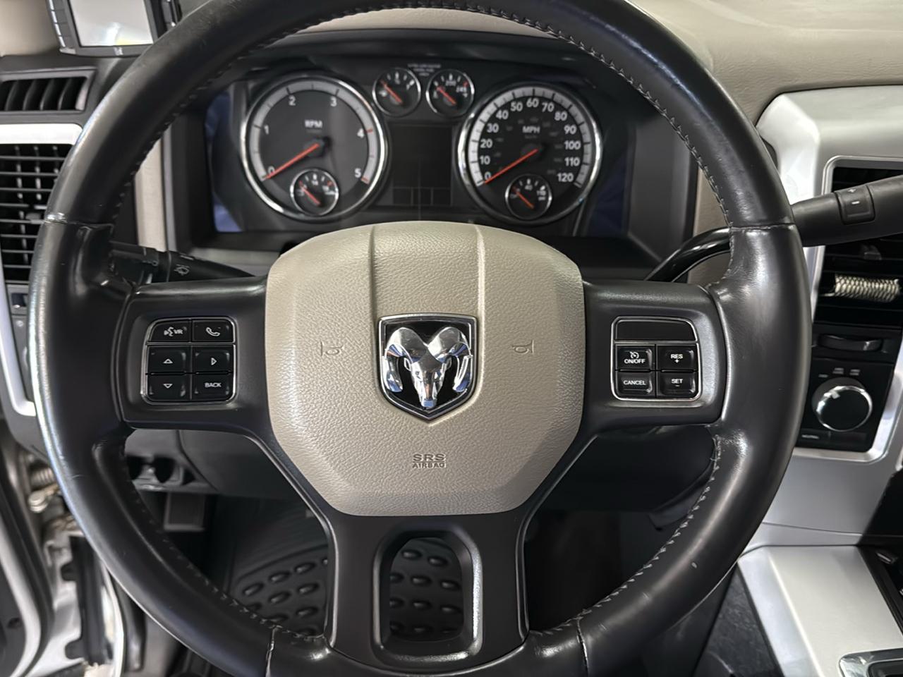 RAM 2500 SLT Crew Cab 4WD 2012