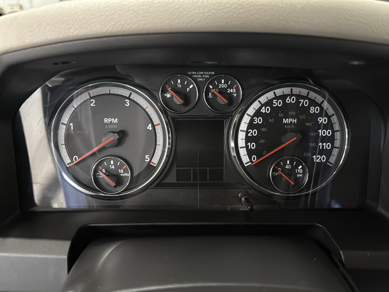 RAM 2500 SLT Crew Cab 4WD 2012