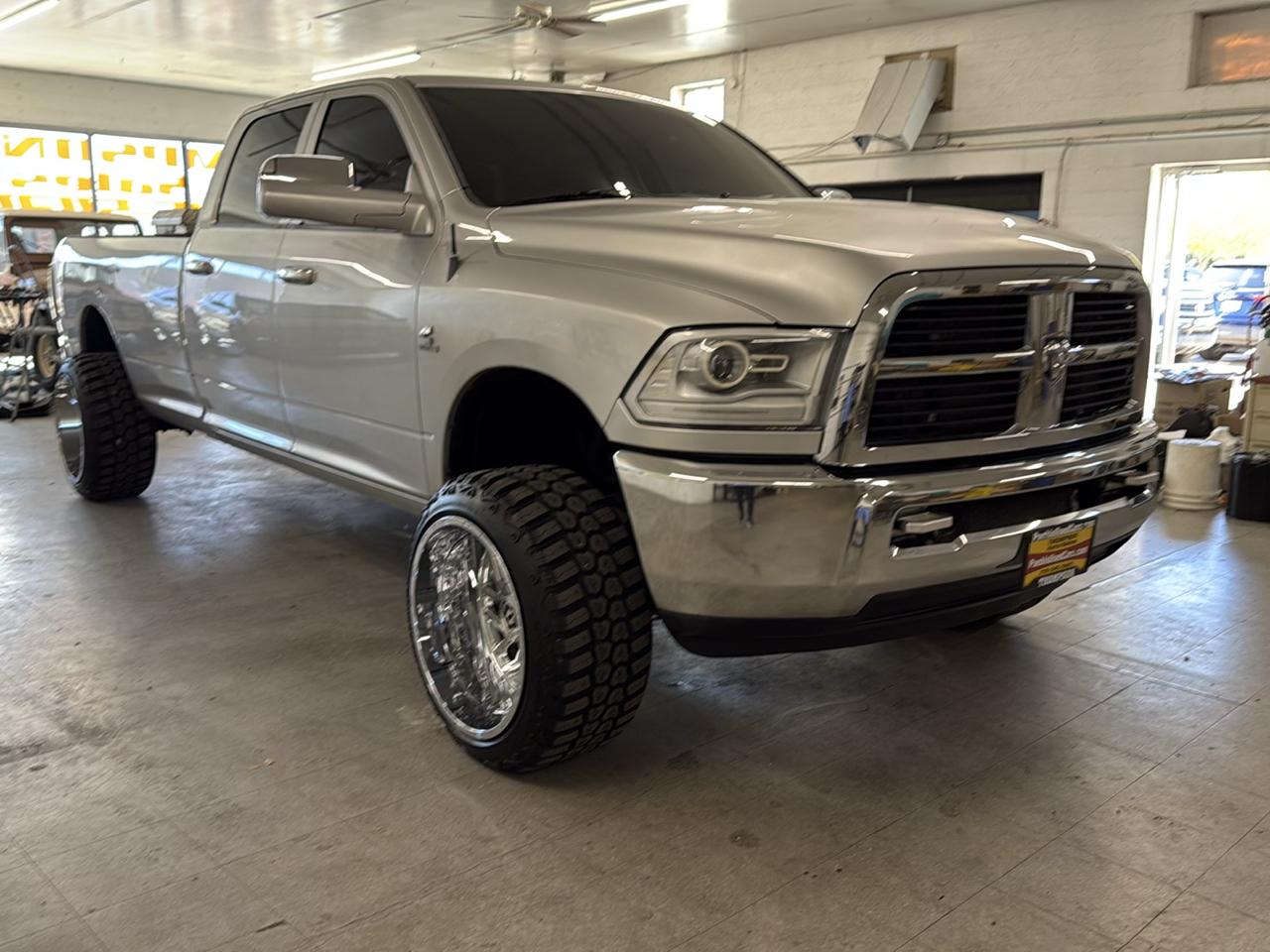RAM 2500 SLT Crew Cab 4WD 2012