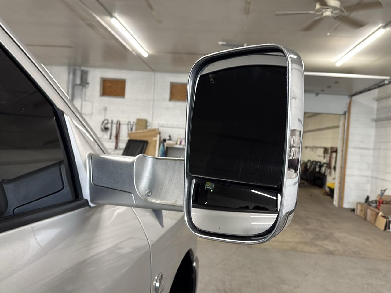 RAM 2500 SLT Crew Cab 4WD 2012