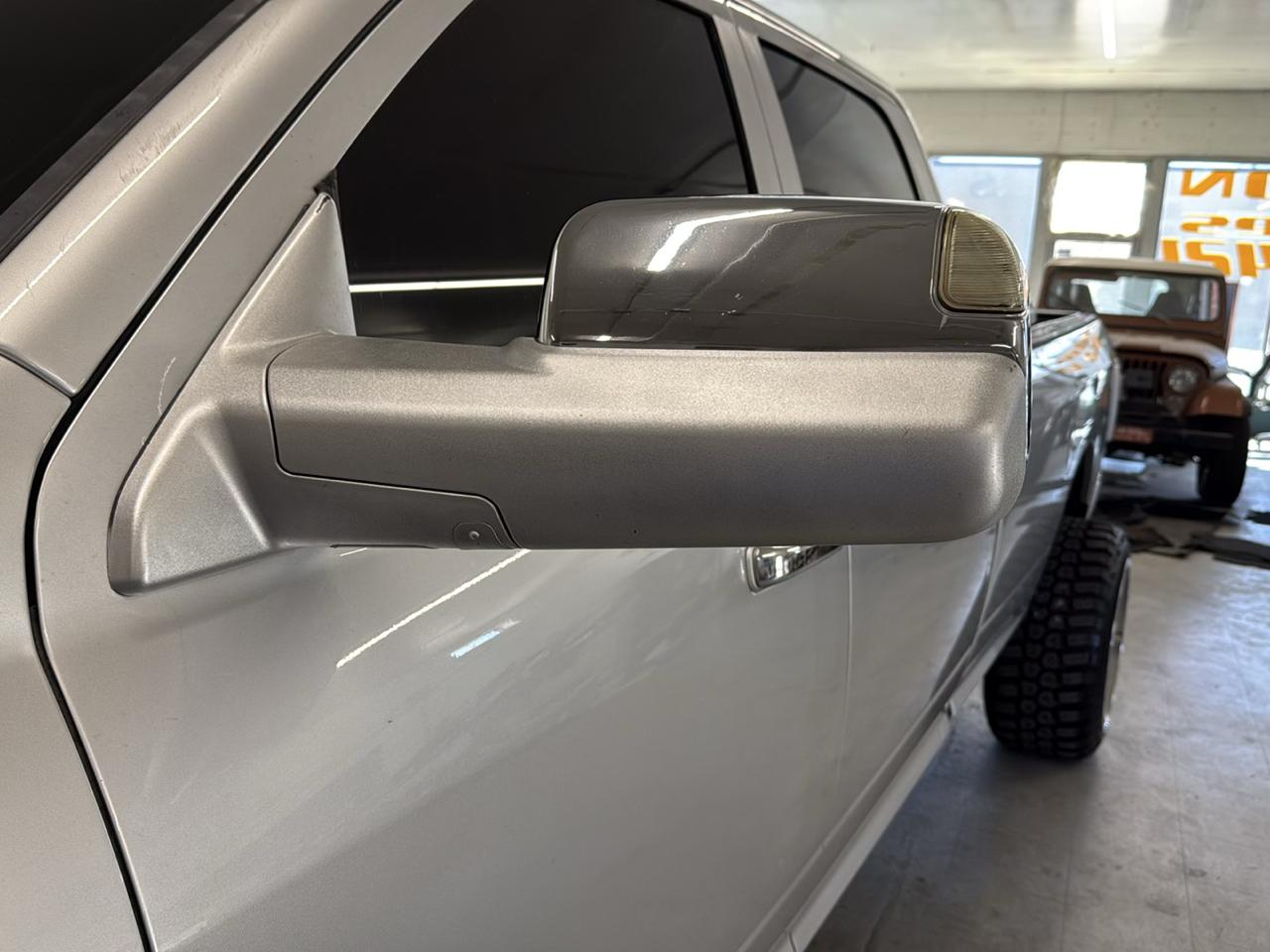 RAM 2500 SLT Crew Cab 4WD 2012