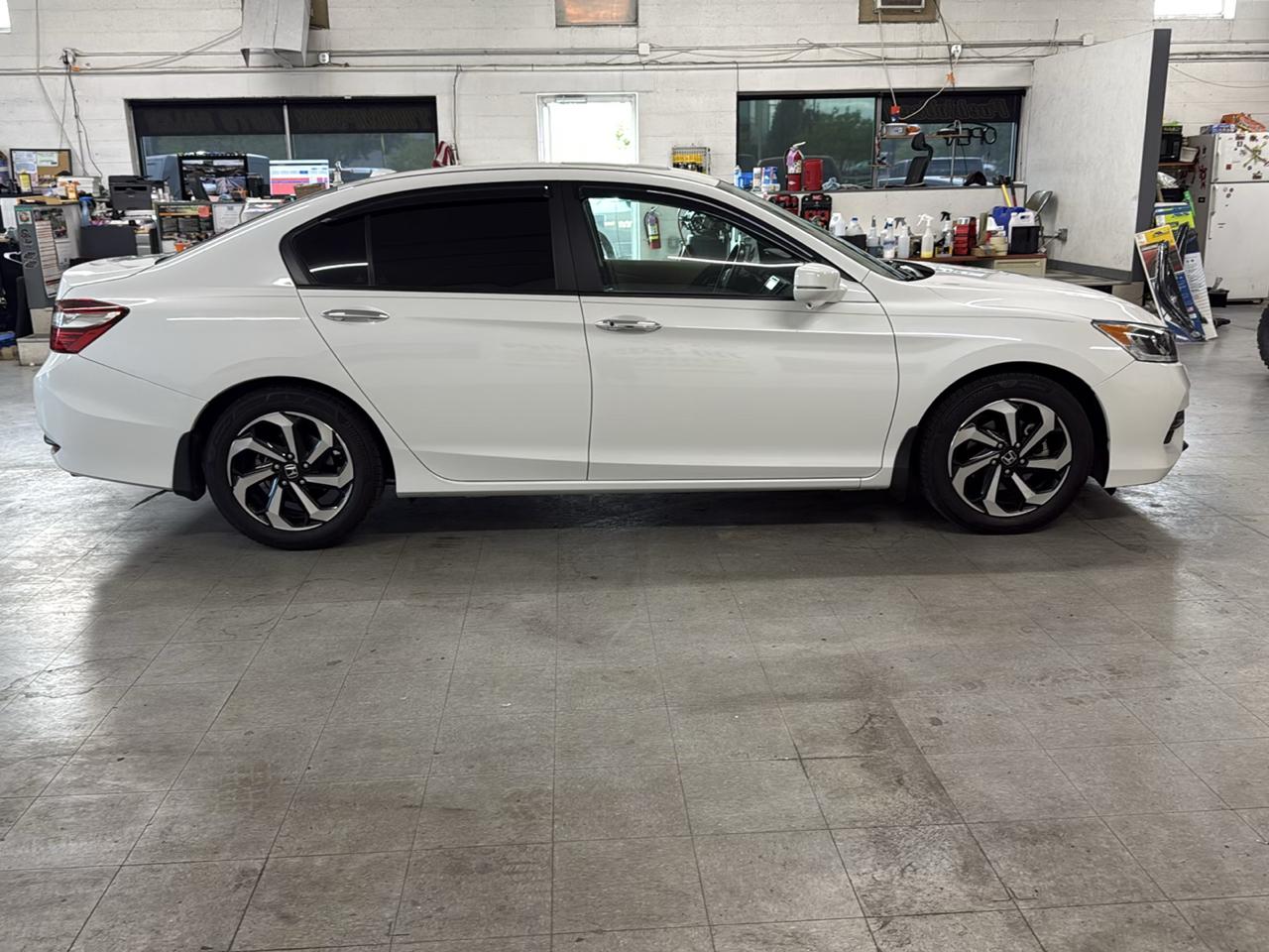 Honda Accord EX-L 2017