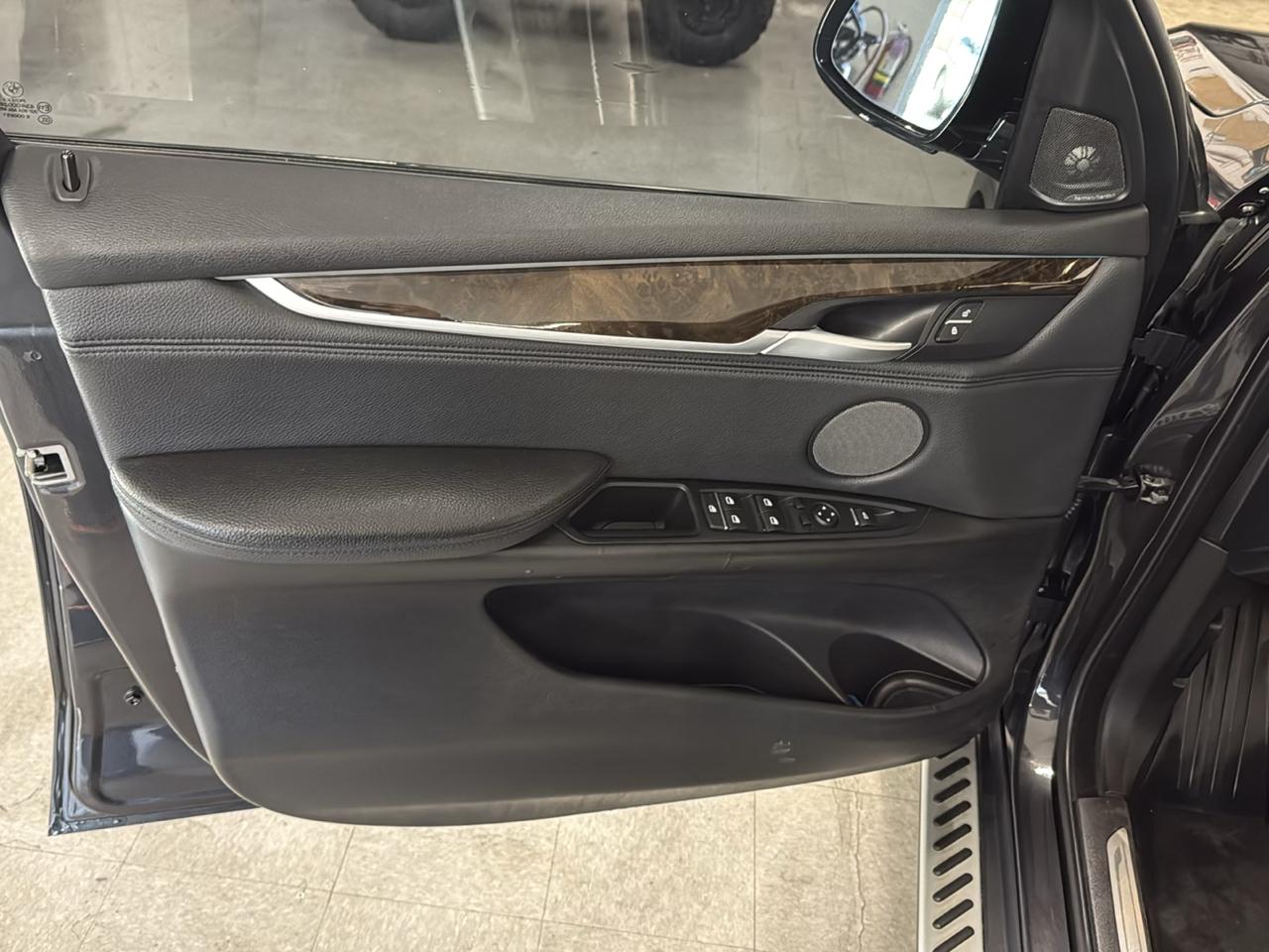 BMW X5 xDrive50i 2015