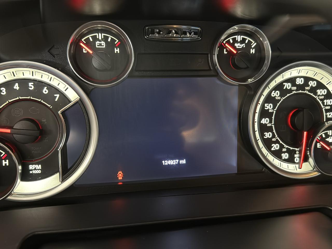 RAM 1500 Big Horn Crew Cab 4WD 2016