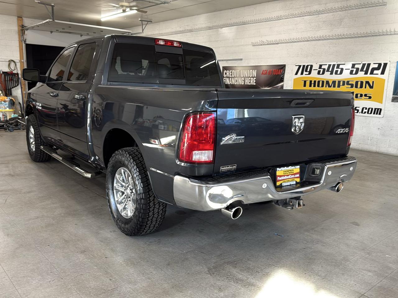 RAM 1500 Big Horn Crew Cab 4WD 2016