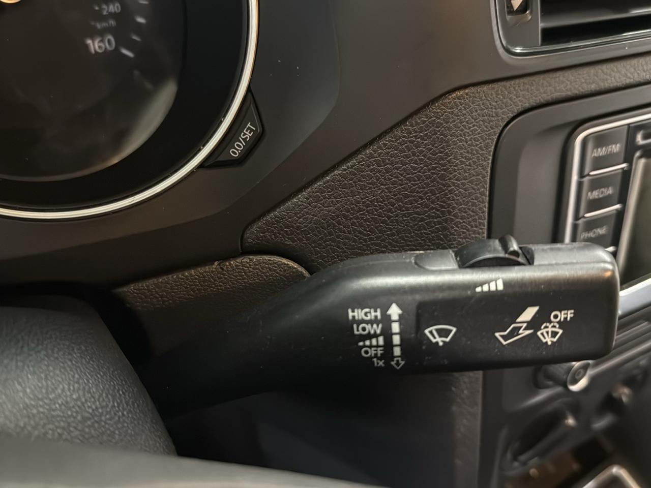 Volkswagen Jetta  2016